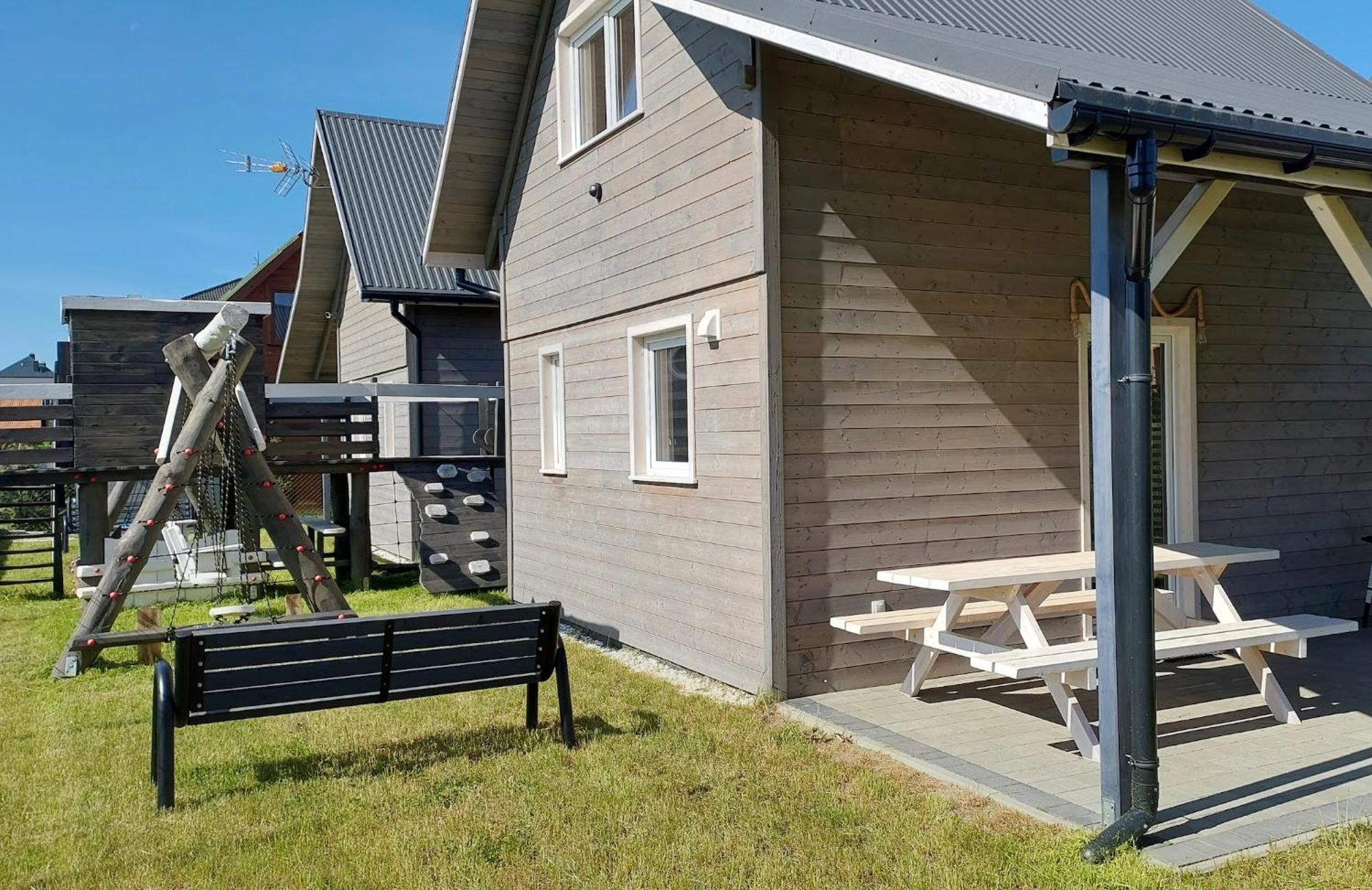 Port Relaks Klimatyzowane Domy Caloroczne W Rewalu Ngoại thất bức ảnh